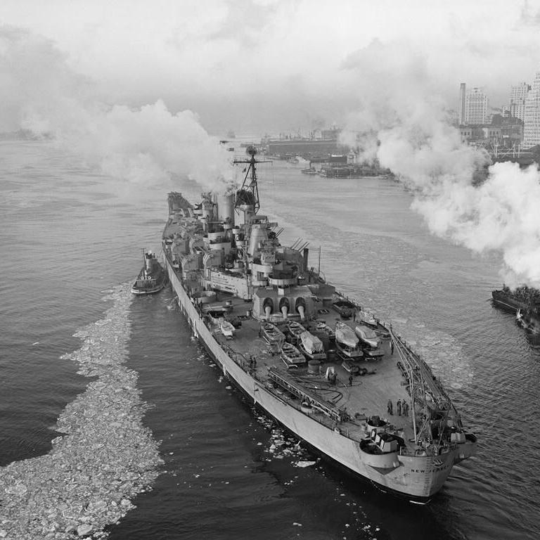 Battleship on the Delaware River: USS New Jersey traveling to Philadelphia for repairs